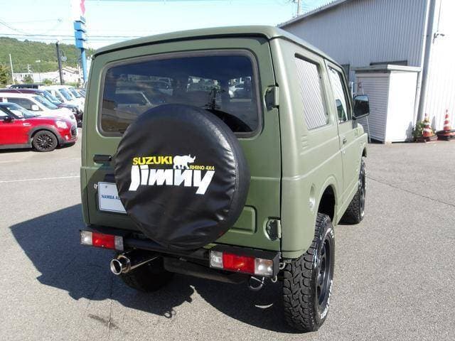 1998 Suzuki Jimny JDM car for sale — photo 9 of 20