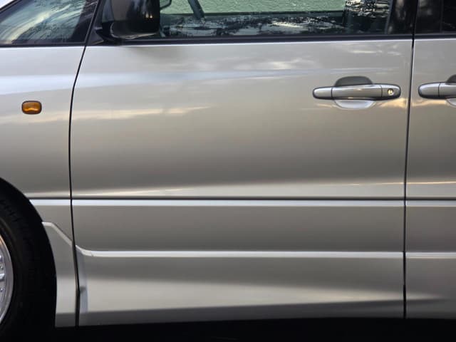 2000 Toyota Estima JDM car for sale — photo 21 of 25