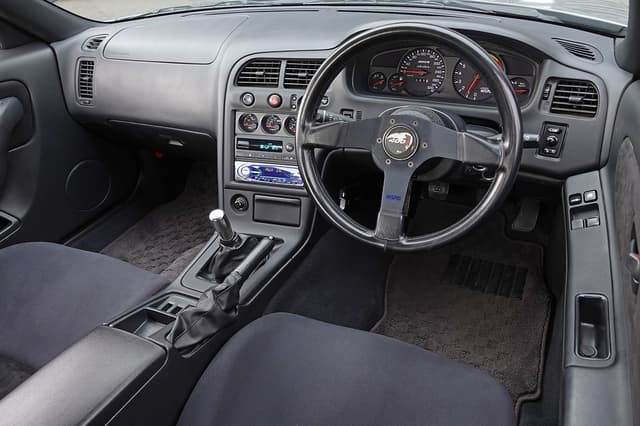 1996 Nissan Skyline JDM car for sale — photo 6 of 25