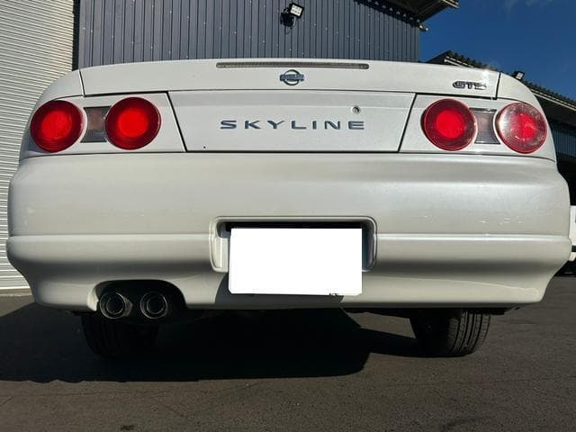 1997 Nissan Skyline JDM car for sale — photo 9 of 25