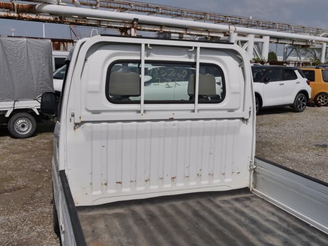 2002 Mitsubishi Minicab JDM car for sale — photo 16 of 25