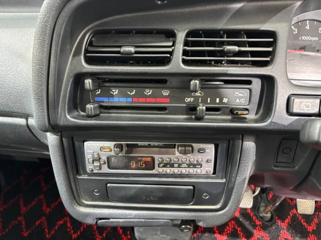 1997 Suzuki Every JDM car for sale — photo 11 of 25
