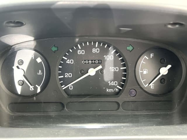 1997 Daihatsu Hijet JDM car for sale — photo 7 of 25
