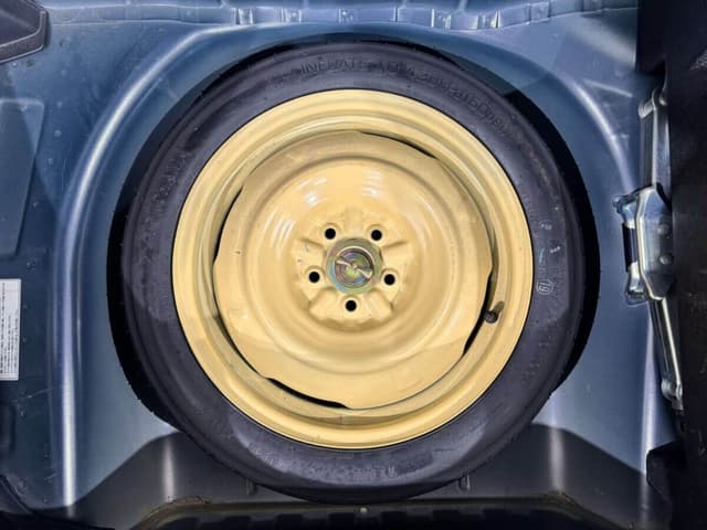 2001 Toyota Will JDM car for sale — photo 25 of 25