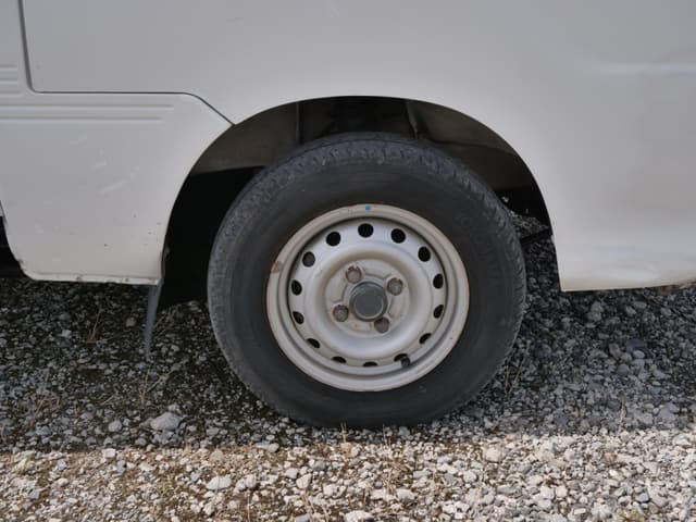 2001 Daihatsu Hijet JDM car for sale — photo 23 of 25