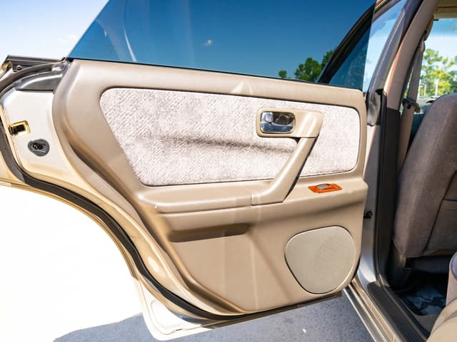 1999 Nissan Stagea JDM car for sale — photo 19 of 25