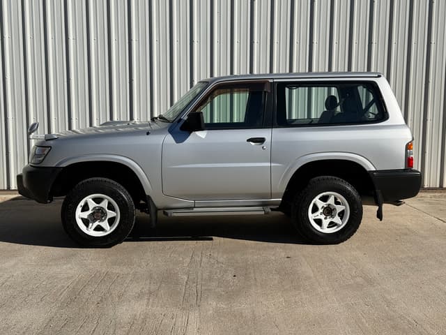 1999 Nissan Safari JDM car for sale — photo 5 of 21