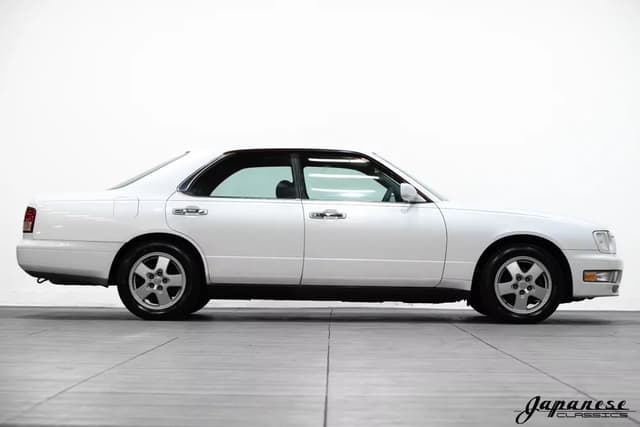 1996 Nissan Cedric JDM car for sale — photo 5 of 25