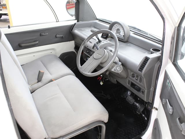 1989 Nissan S Cargo JDM car for sale — photo 9 of 25