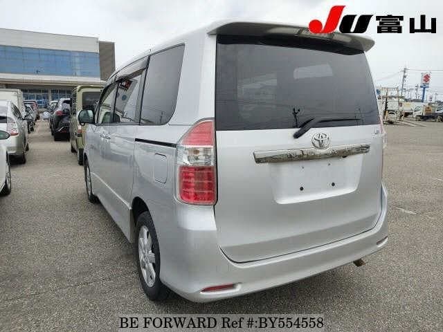 2008 Toyota Noah JDM car for sale — photo 5 of 5