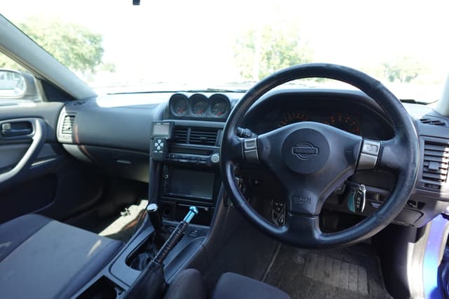 1998 Nissan Skyline JDM car for sale — photo 2 of 18
