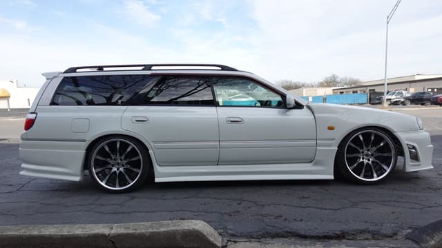 1998 Nissan Stagea JDM car for sale — photo 5 of 19