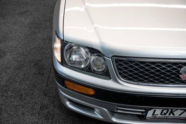 1997 Nissan Stagea JDM car for sale — photo 10 of 20