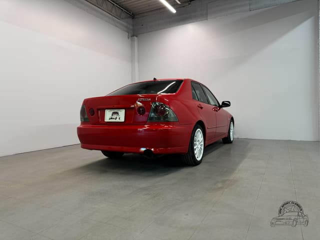 1999 Toyota Altezza JDM car for sale — photo 13 of 25