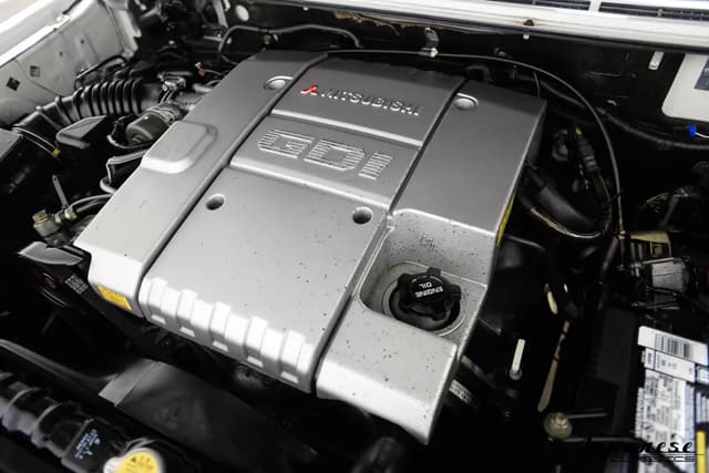 1997 Mitsubishi Pajero JDM car for sale — photo 25 of 25
