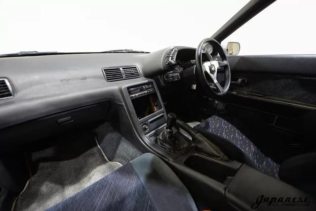 1991 Nissan Skyline JDM car for sale — photo 9 of 25