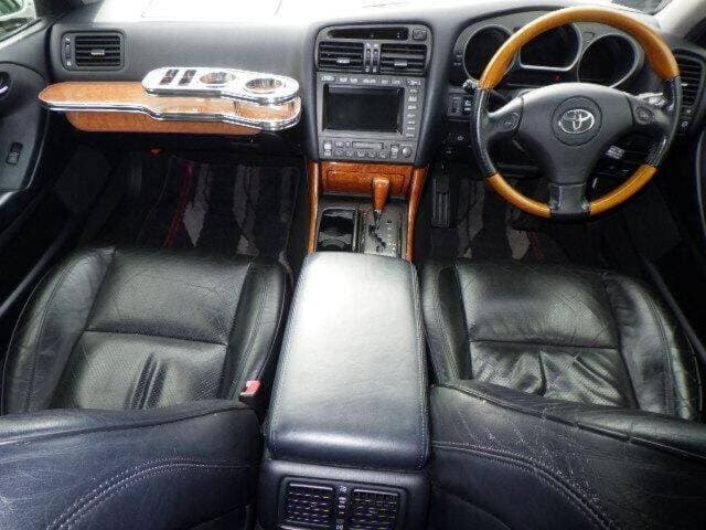 2001 Toyota Aristo JDM car for sale — photo 3 of 7