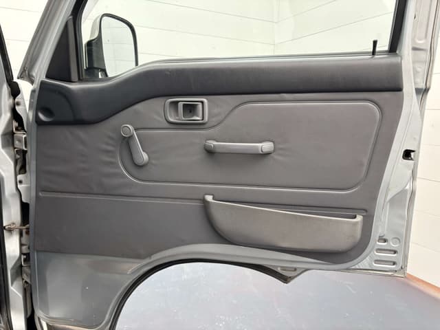 2001 Daihatsu Hijet JDM car for sale — photo 17 of 25