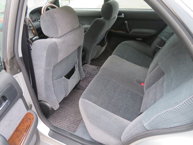 1997 Nissan Cedric JDM car for sale — photo 20 of 22