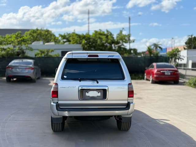 1999 Toyota Hilux Surf JDM car for sale — photo 7 of 13