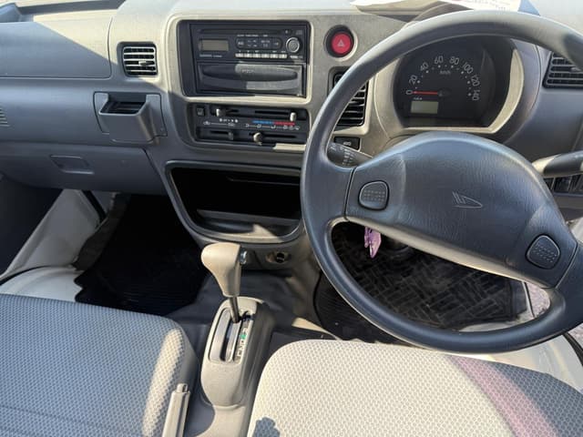 2008 Daihatsu Hijet JDM car for sale — photo 9 of 9