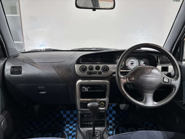 2001 Daihatsu Mira JDM car for sale — photo 10 of 25