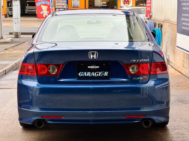 2005 Honda Accord JDM car for sale — photo 24 of 25