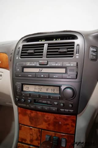 2000 Toyota Celsior JDM car for sale — photo 10 of 25