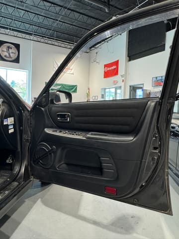 1998 Toyota Altezza JDM car for sale — photo 16 of 25