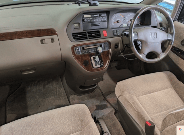 2000 Honda Odyssey JDM car for sale — photo 7 of 8