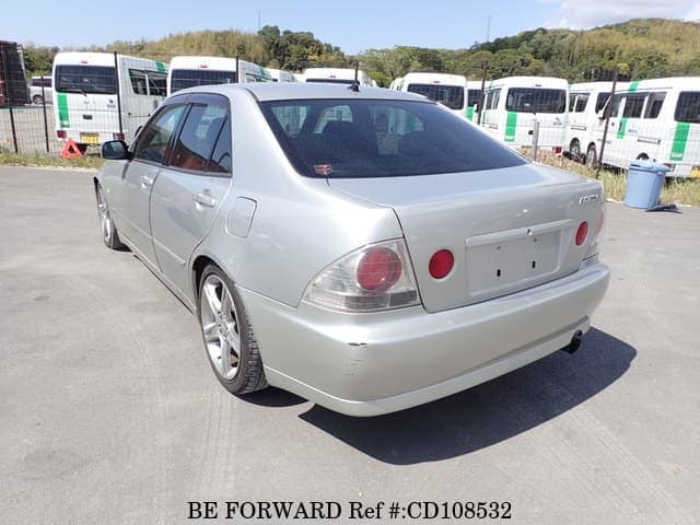 2001 Toyota Altezza JDM car for sale — photo 3 of 20