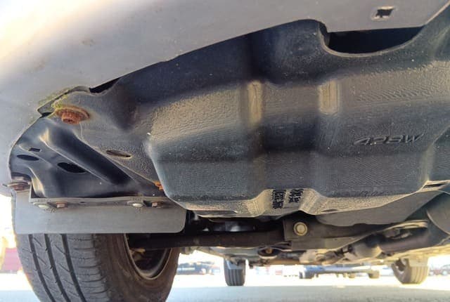 2010 Toyota Vitz JDM car for sale — photo 13 of 25