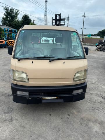 2000 Daihatsu Hijet JDM car for sale — photo 2 of 9