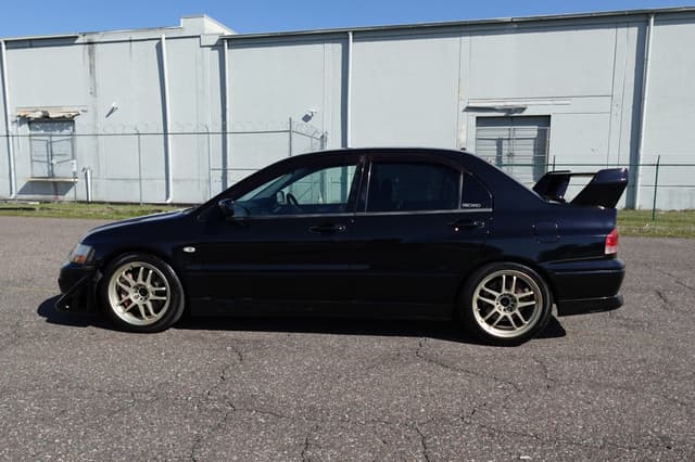 2001 Mitsubishi Lancer Evolution JDM car for sale — photo 8 of 18
