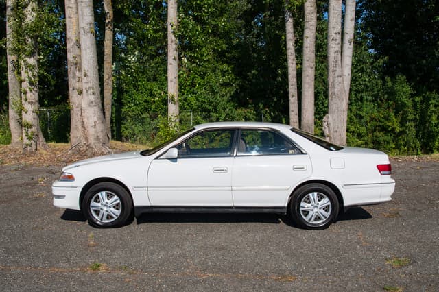 1998 Toyota Mark II JDM car for sale — photo 8 of 13