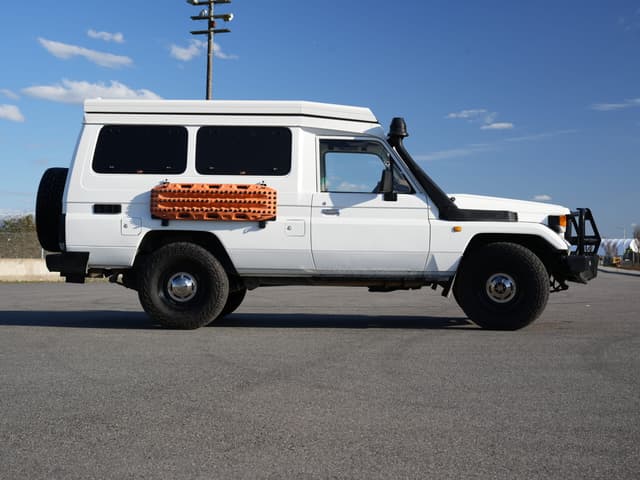 1992 Toyota Land Cruiser JDM car for sale — photo 10 of 10