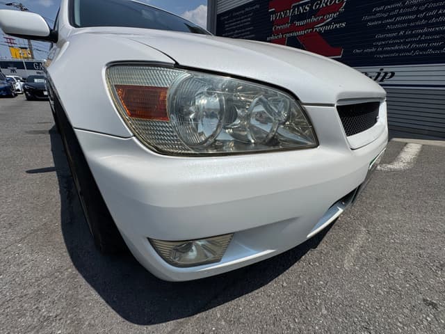 2001 Toyota Altezza JDM car for sale — photo 12 of 25