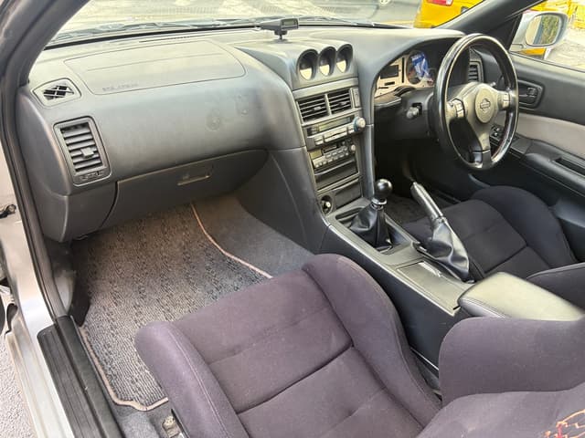 2001 Nissan Skyline JDM car for sale — photo 12 of 18
