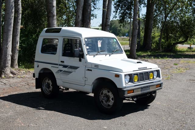 1990 Suzuki Jimny JDM car for sale — photo 9 of 17
