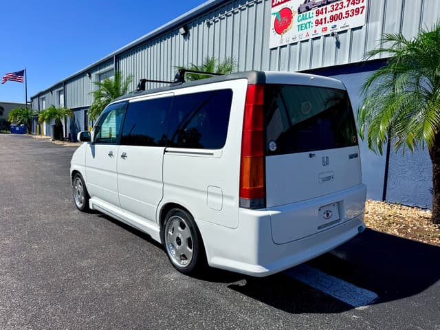 2000 Honda Stepwagon JDM car for sale — photo 6 of 25