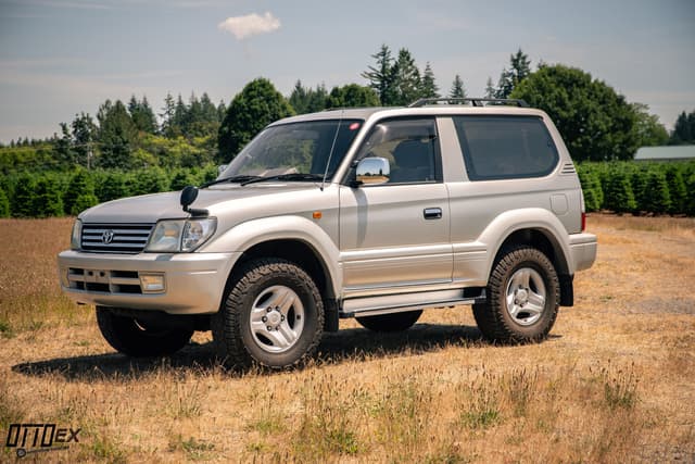 2000 Toyota Land Cruiser JDM car for sale — photo 11 of 25
