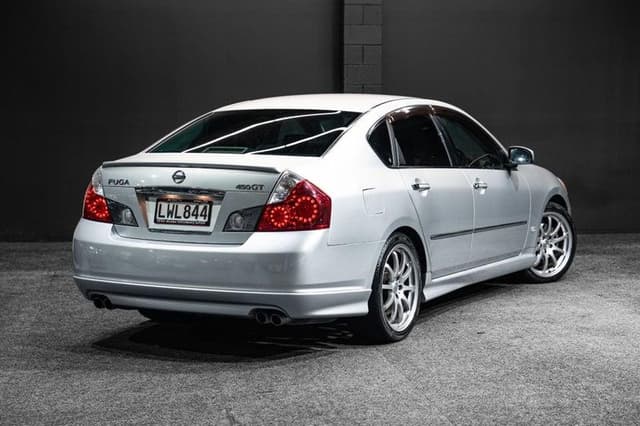 2006 Nissan Fuga JDM car for sale — photo 12 of 17