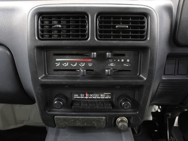 1993 Daihatsu Hijet JDM car for sale — photo 10 of 25