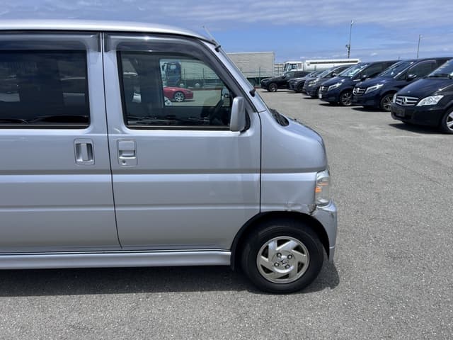 2002 Honda Vamos JDM car for sale — photo 4 of 25