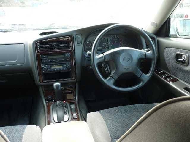 1998 Nissan Stagea JDM car for sale — photo 7 of 10