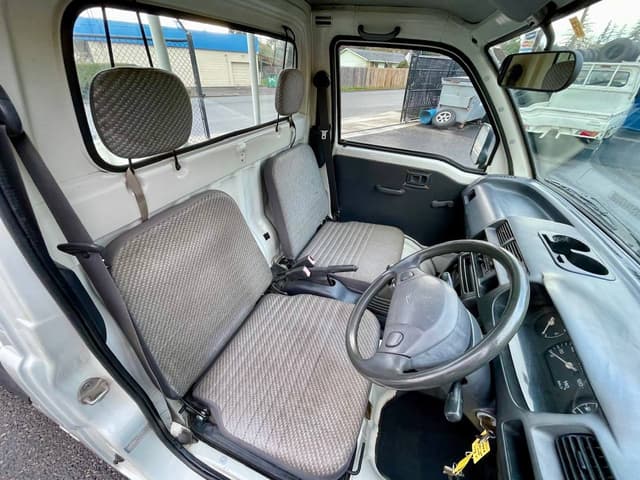 1999 Daihatsu Hijet JDM car for sale — photo 20 of 25