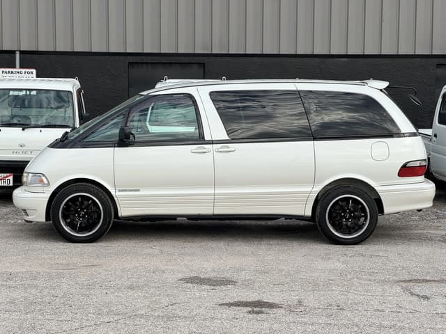 1999 Toyota Estima JDM car for sale — photo 5 of 25
