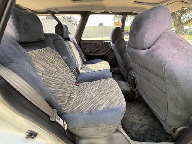1996 Subaru Legacy JDM car for sale — photo 15 of 22