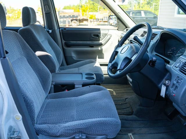1997 Honda CR-V JDM car for sale — photo 11 of 15