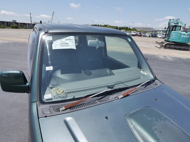 2001 Suzuki Jimny JDM car for sale — photo 13 of 25
